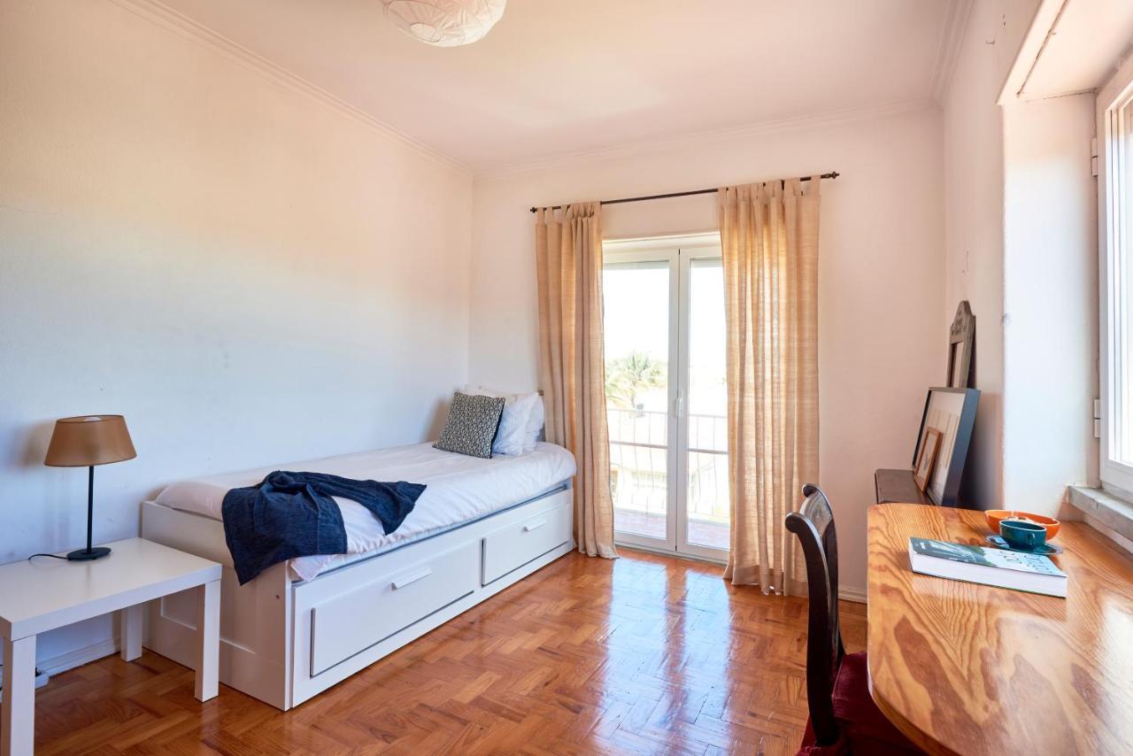 Bright Apartment With Garden In กาชไกช์ ภายนอก รูปภาพ