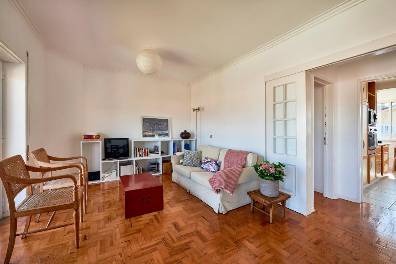 Bright Apartment With Garden In กาชไกช์ ภายนอก รูปภาพ