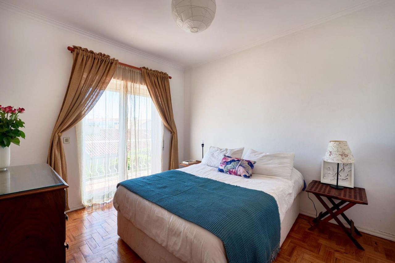 Bright Apartment With Garden In กาชไกช์ ภายนอก รูปภาพ